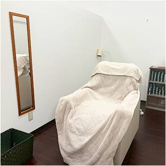 Total Beauty Salon AURA イオンタウン津城山
(トータルビューティーサロン アウラ イオンタウンツシロヤマ)